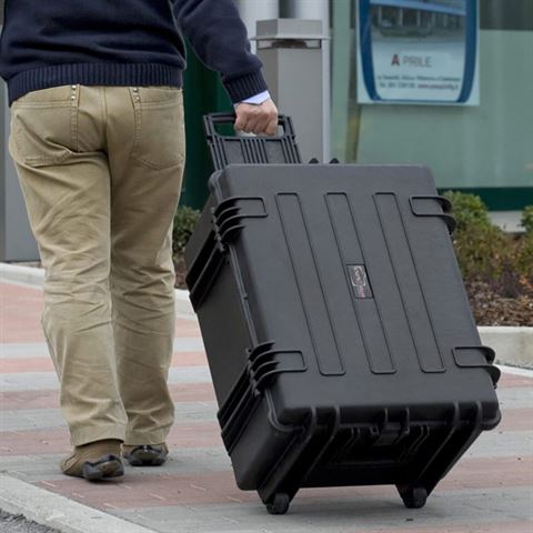 Explorer Cases 5833 Mallette Noire avec Mousse prédécoupée — 5