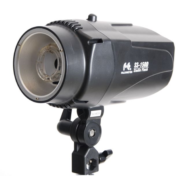 Falcon Eyes Flash de studio SS-150D