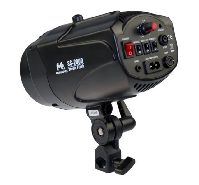 Falcon Eyes Flash de studio SS-200D — 3