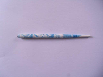 Deml Lacquered Wooden Calligraphy Nib Holder - White & Blue Swirl